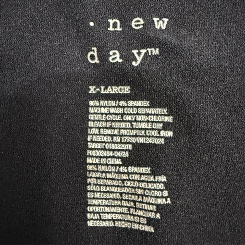 Scoopneck T-Shirt Slim Fit Short Sleeve A New Day Black Knit Top XL NWOT - Picture 3 of 5